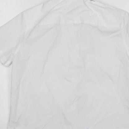 Brand and care label for F&F boys’ white polyester basic button-up, size 9-10, years collared