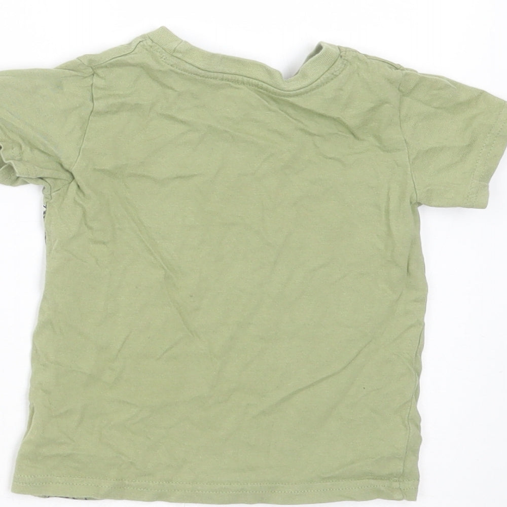 Primark Baby Green  Cotton Basic T-Shirt Size 12-18 Months Round Neck  - giraffe