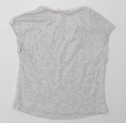 Back view of alive girls’ grey cotton basic t-shirt, size 7, years crew neck button