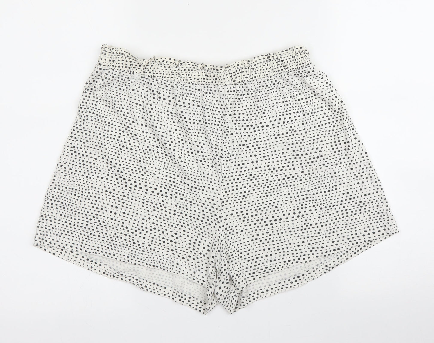 H&M Womens Beige Animal Print Cotton Bermuda Shorts Size S  Regular  - Spotted print