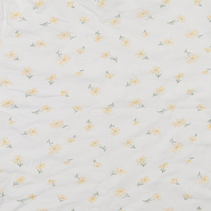 Preworn Girls White Floral Cotton Basic T-Shirt Size 8 Years Round Neck