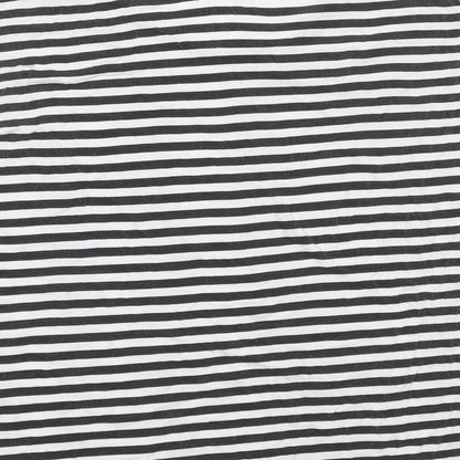 Boohoo Womens Black Striped Viscose Basic T-Shirt Size 12 Round Neck