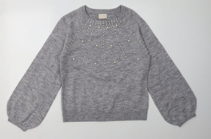 Front view of lauren taylor women’s grey acrylic pullover sweatshirt, size M, pullover