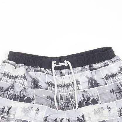 Preworn Mens Grey  Polyester Bermuda Shorts Size 30 in  Regular Drawstring - swim short