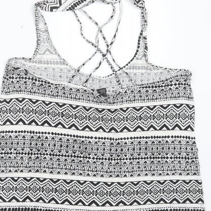 FOREVER 21 Womens Black Geometric Viscose Basic Blouse Size L Round Neck