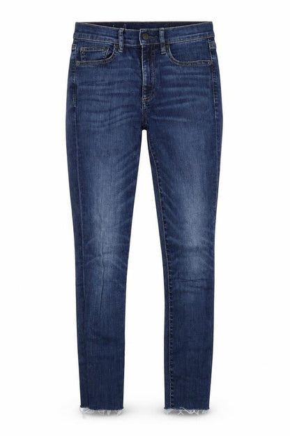 Front view of Gap women’s blue cotton skinny jeans, size UK 26, in, 28-inch leg regular