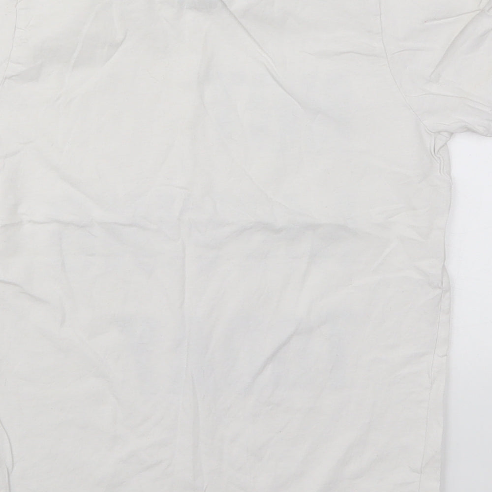 Matalan Boys White  Cotton Basic T-Shirt Size 10-11 Years Crew Neck Pullover - Not Moving Today