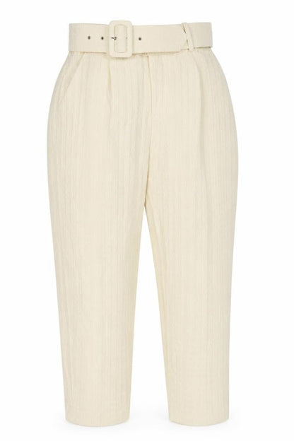 Front view of Preworn women’s ivory polyester capri trousers, size UK 28, in, 26-inch leg regular
