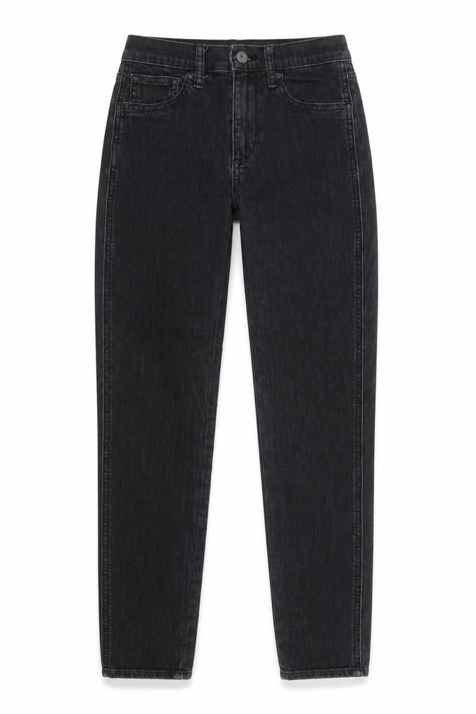 Front view of Gap women’s black cotton skinny jeans, size UK 26, 29-inch leg regular button