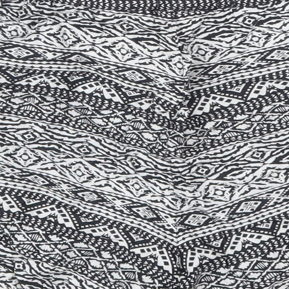 Papaya Womens Black Geometric Viscose Mom Shorts Size 10 L3 in Regular Drawstring