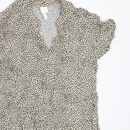 H&M Womens Ivory Animal Print Viscose Mini  Size 10  V-Neck