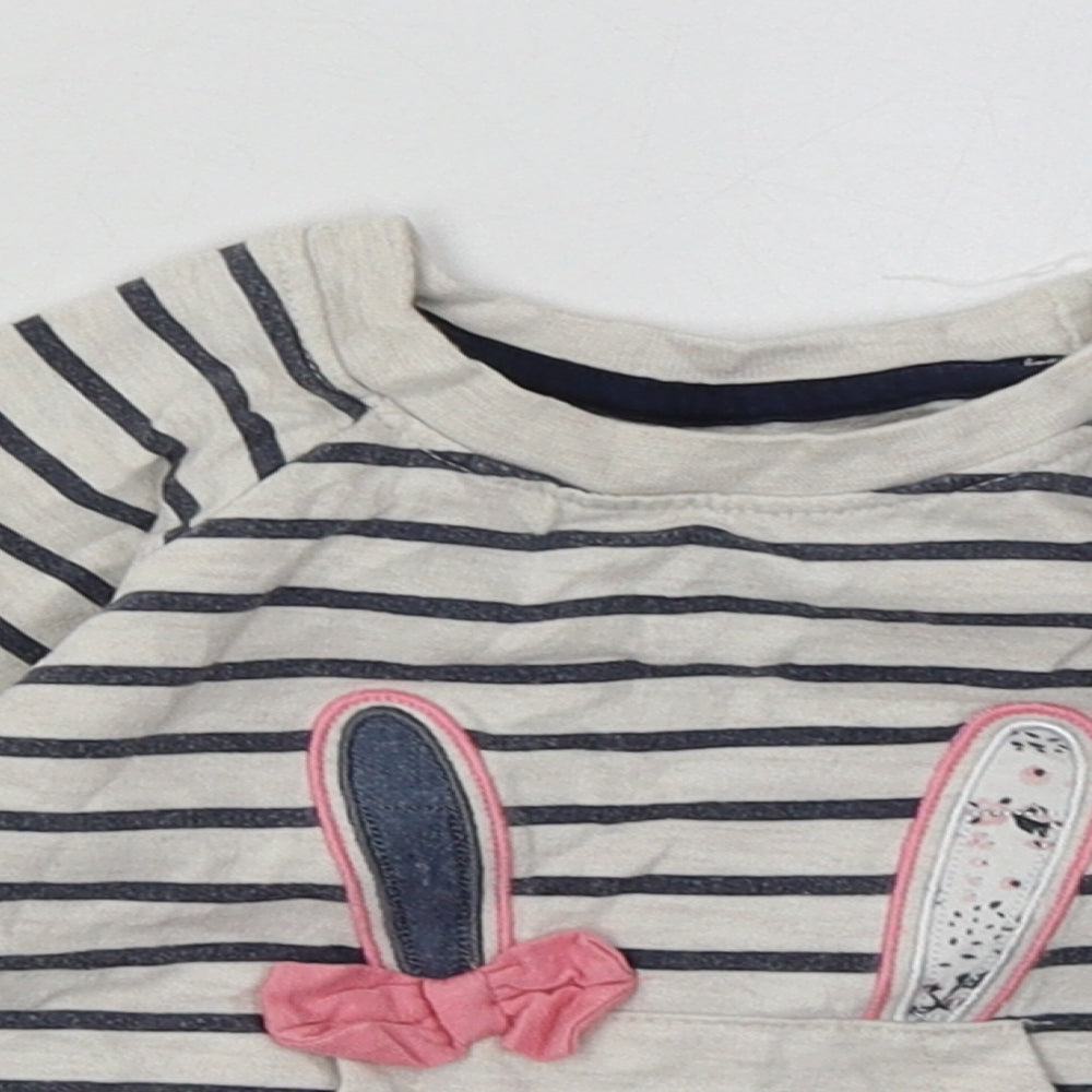 Young Dimension Girls Grey Striped Cotton Basic Casual Size 12-18 Months Crew Neck Pullover - Rabbit