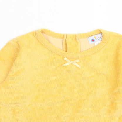 Kids Minis Girls Yellow  Cotton Basic T-Shirt Size 3 Years Crew Neck Button