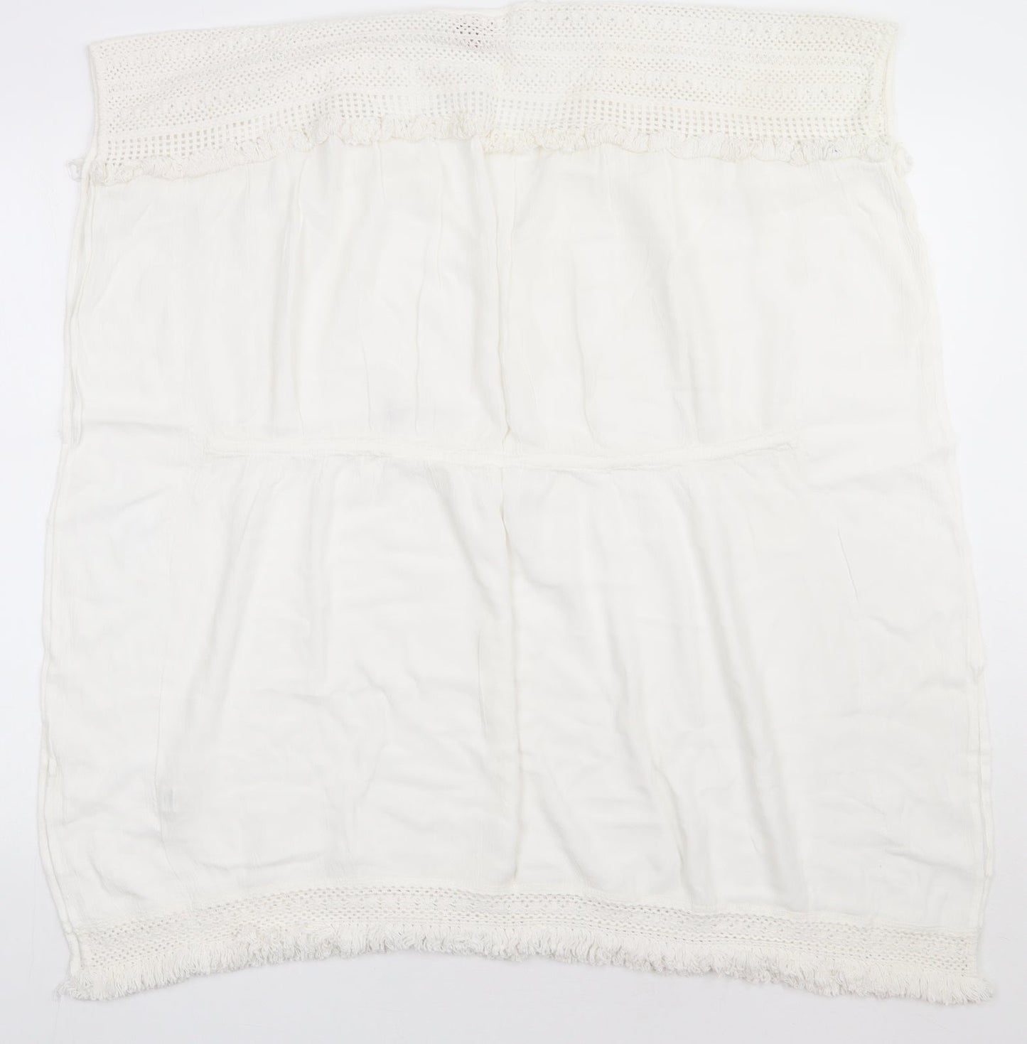 F&F Womens White  Viscose Basic T-Shirt Size XS Crew Neck - cover up