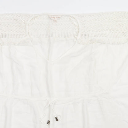 F&F Womens White  Viscose Basic T-Shirt Size XS Crew Neck - cover up