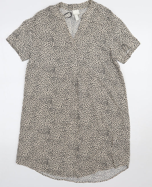 H&M Womens Brown Animal Print Viscose A-Line  Size 4  V-Neck Pullover