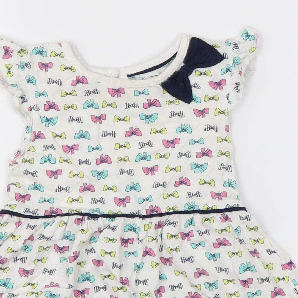 Young Dimension Girls White Geometric Cotton T-Shirt Dress  Size 18-24 Months  Roll Neck Pullover