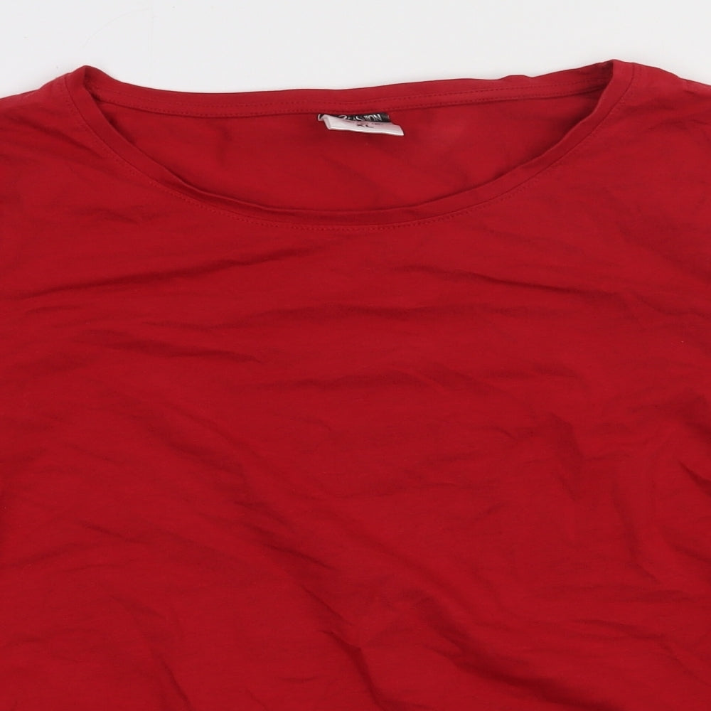Close-up detail of Up2Fashion women’s red cotton pullover sweatshirt, size L, pullover