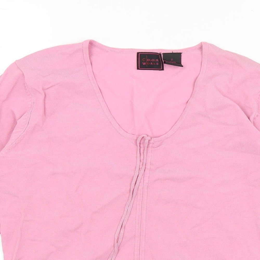 Close-up detail of Colour Works women’s pink viscose basic t-shirt, size S, v-neck
