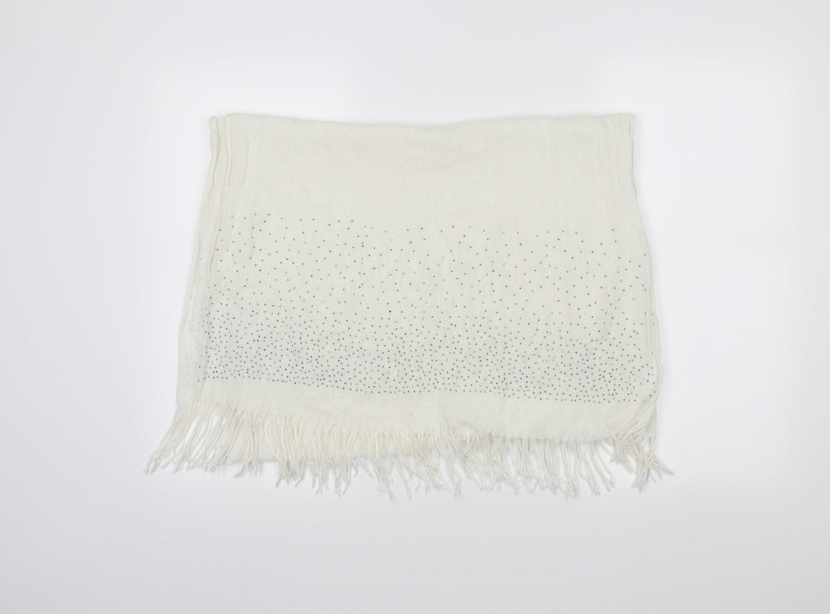 Additional front view of Preworn women’s ivory cotton shawl/wrap