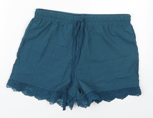Womens UK Size 30 in Preworn Regular Fit Mom Shorts