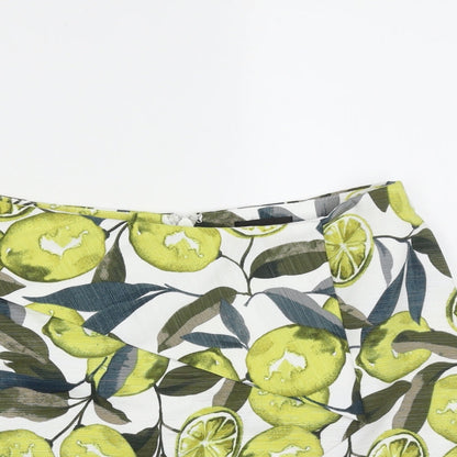 Topshop Womens White  Polyester Hot Pants Shorts Size 8  Regular  - Fruit print