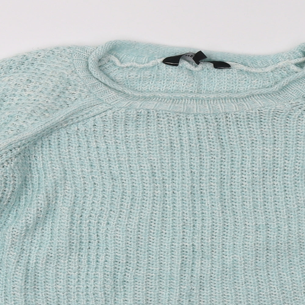 Close-up detail of New Look women’s blue acrylic pullover sweatshirt, size UK 12, pullover