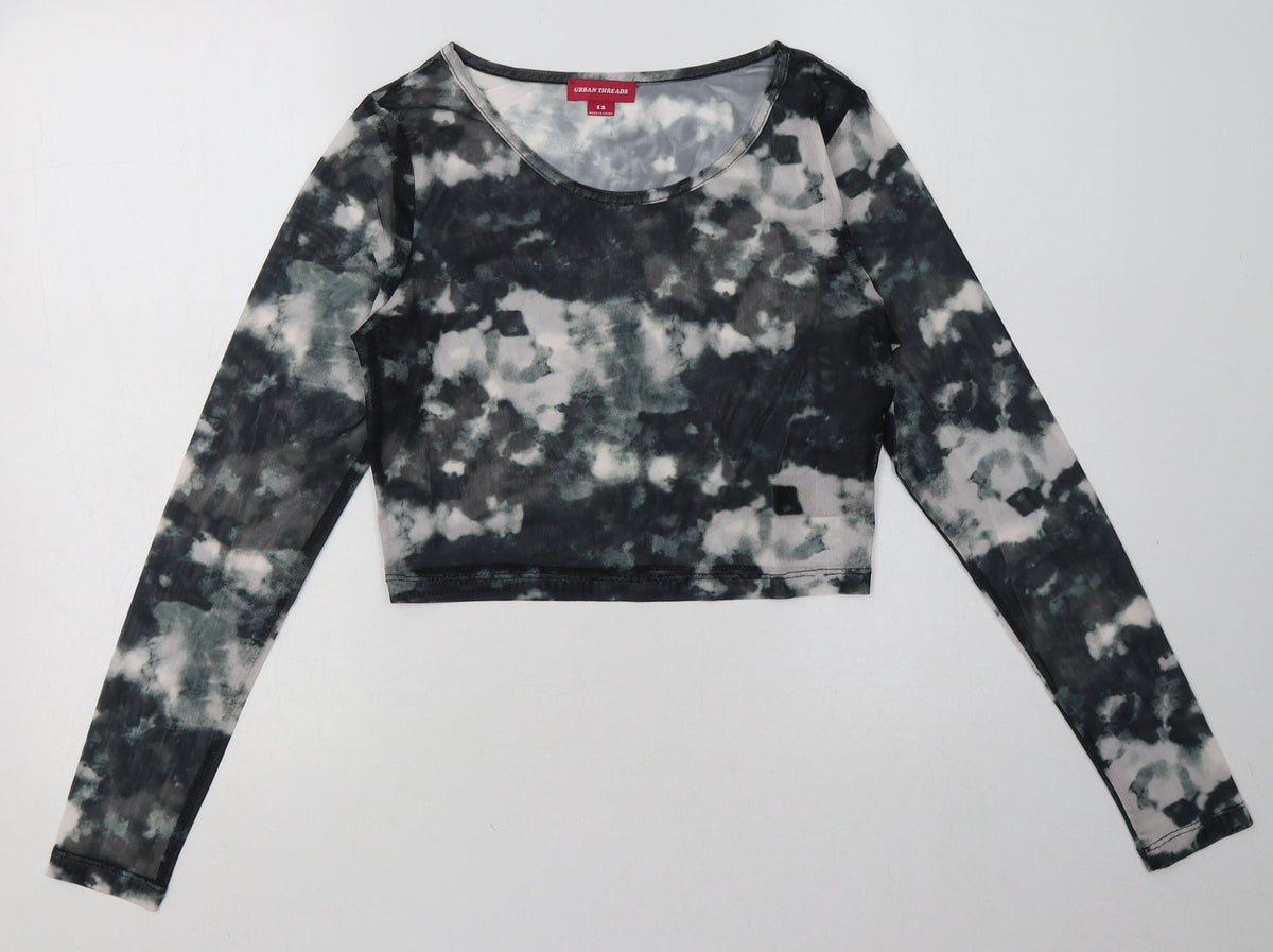 Front view of urban threads women’s green polyester cropped blouse, size UK 12, crew neck - ombre pattern