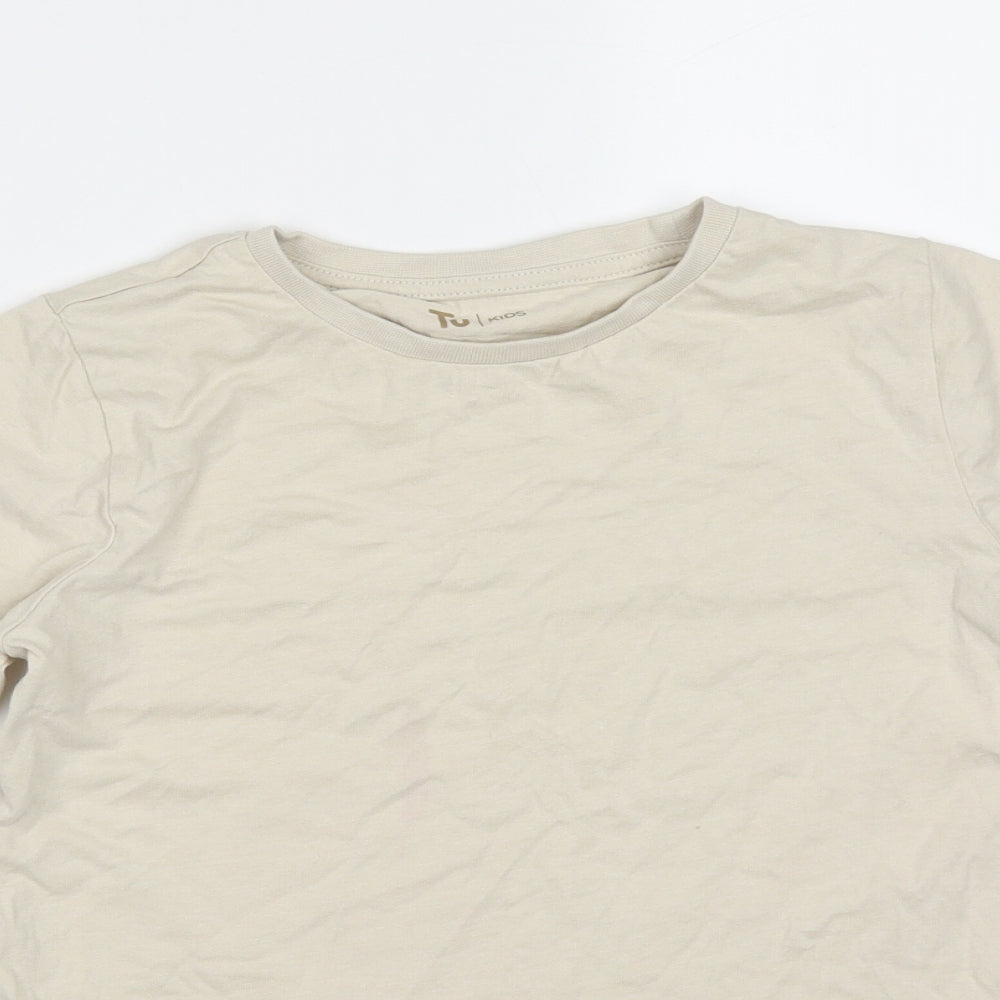 Close-up detail of Tu boys’ beige cotton basic t-shirt, size 8, years round neck