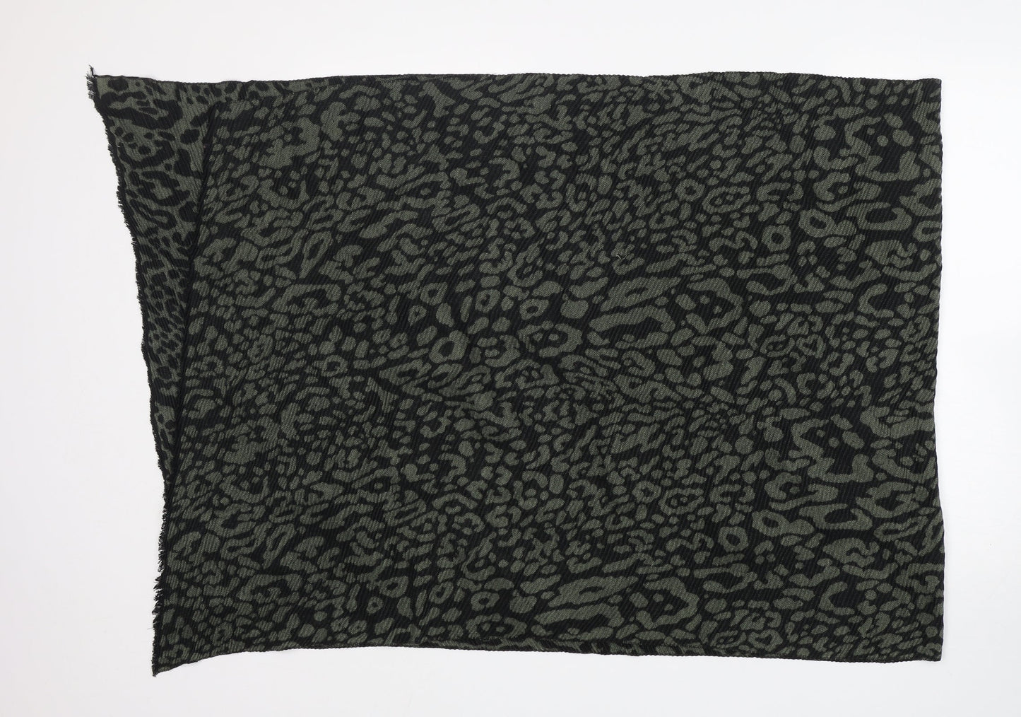 Preworn  Womens Green Animal Print   Shawl/Wrap