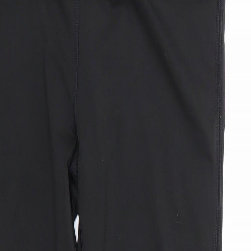 Close-up detail of WorkOut women’s black polyester compression leggings, size S, 24-inch leg regular