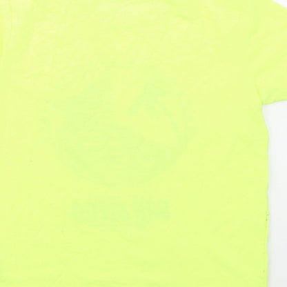 Brand and care label for Primark girls’ green polyester basic t-shirt, size 7-8, years crew neck