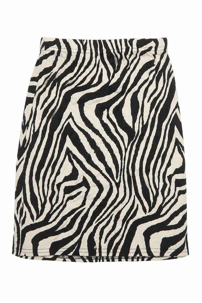 Womens UK Size 6 PRETTYLITTLETHING A-Line  Skirt
