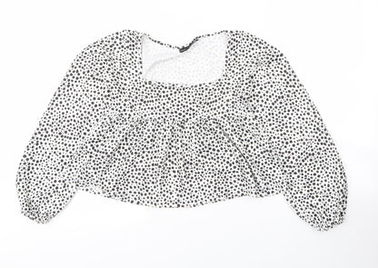I SAW IT FIRST Womens White Animal Print Polyester Cropped Blouse Size 6 Square Neck - Leopard print