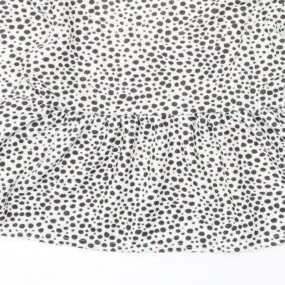 I SAW IT FIRST Womens White Animal Print Polyester Cropped Blouse Size 6 Square Neck - Leopard print