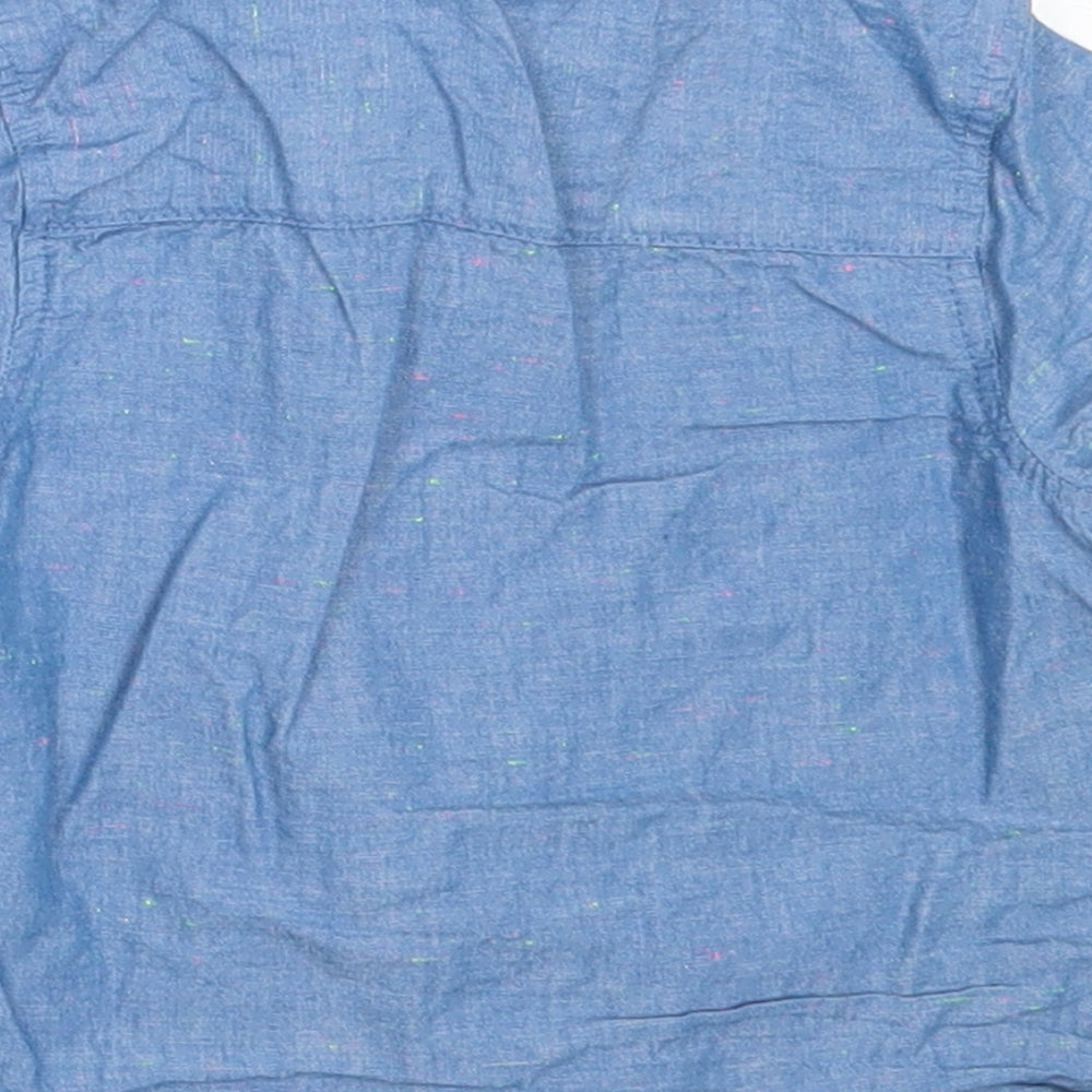 Brand and care label for Primark boys’ blue cotton basic button-up, size 9-12, months round neck