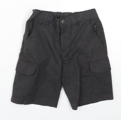 Additional front view of ext boys’ grey polyester bermuda shorts, size 6, years regular