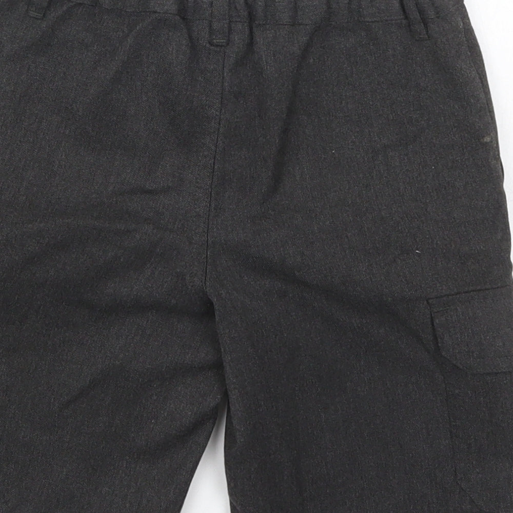 Brand and care label for ext boys’ grey polyester bermuda shorts, size 6, years regular