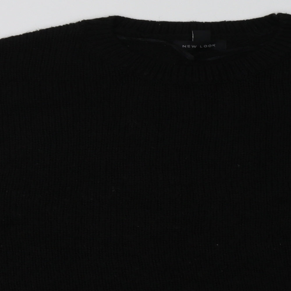 Close-up detail of New Look women’s black acrylic pullover sweatshirt, size L, pullover