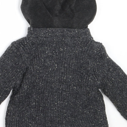 Brand and care label for Primark boys’ grey jacket, size 18-24, months