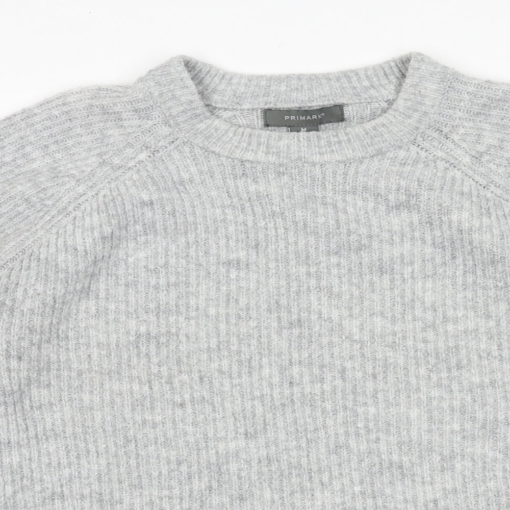 Close-up detail of Primark women’s grey acrylic pullover sweatshirt, size M, pullover