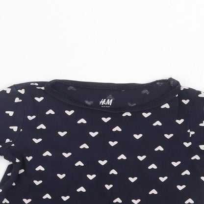 H&M Girls Blue Geometric Cotton Basic Polo Size 2 Years Crew Neck  - Heart Print