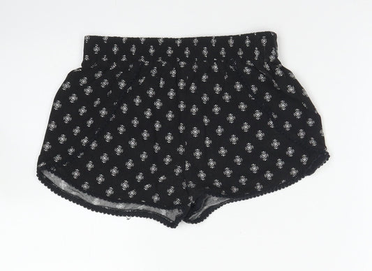 Additional front view of 915 Generation girls’ black paisley cotton mom shorts, size 9, years regular