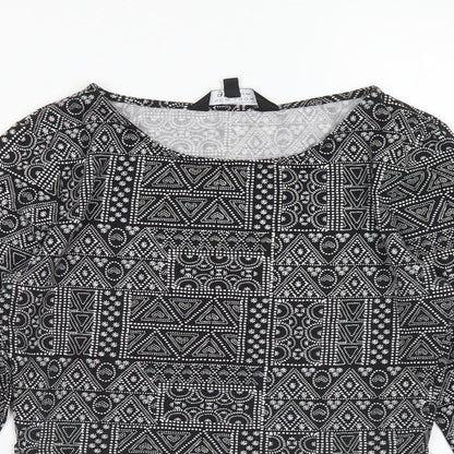 915 Generation Girls Black Geometric Cotton Cropped T-Shirt Size 14-15 Years Crew Neck