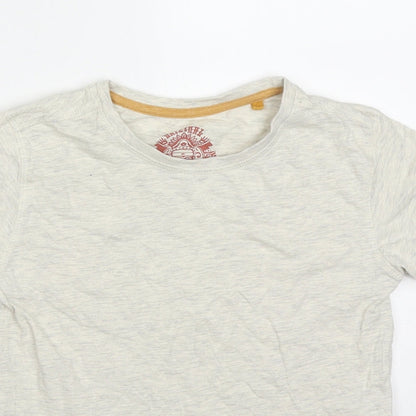 Close-up detail of Tu boys’ beige cotton basic t-shirt, size 8, years crew neck pullover