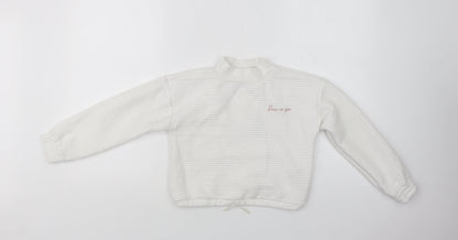 Additional front view of Primark girls’ white polyester pullover sweatshirt, size 9-10, years