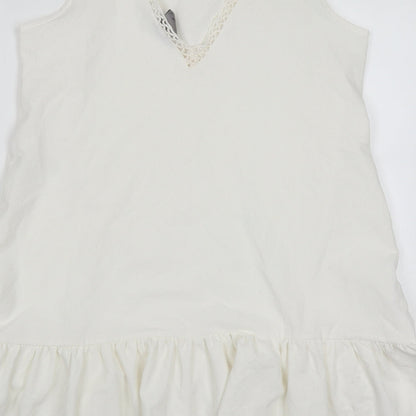 VERO MODA Womens White  Polyester A-Line  Size M  Round Neck Pullover