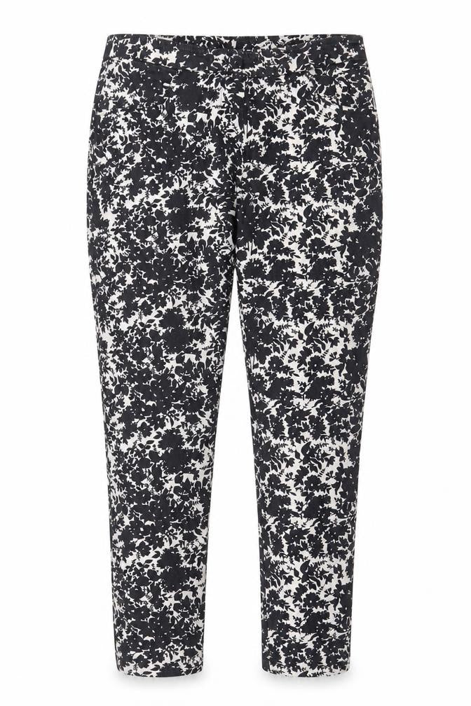 Front view of New Look women’s black floral polyester capri trousers, size UK 8, 28-inch leg regular
