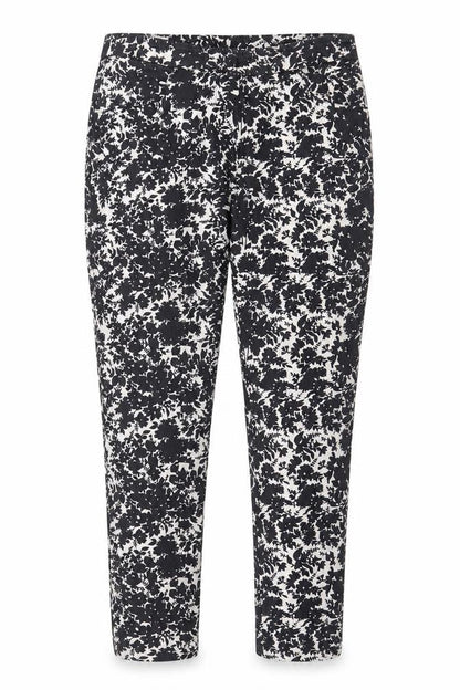 Front view of New Look women’s black floral polyester capri trousers, size UK 8, 28-inch leg regular