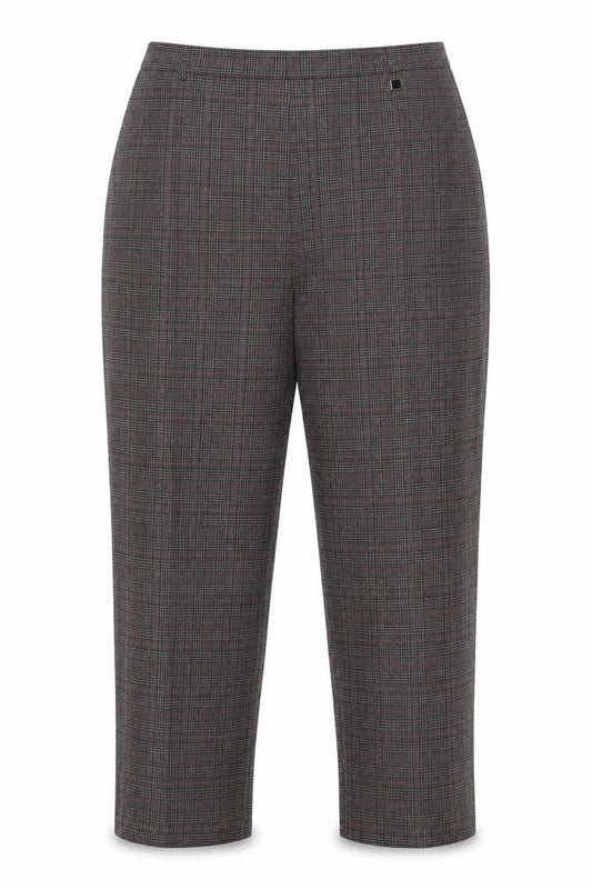 Front view of Bonmarché women’s grey polyester capri trousers, size UK 18, 24.5-inch leg regular
